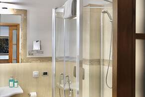 Verdeluna ApartHotel & Resort