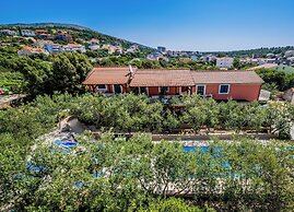 Villa Rustica Dalmatia Apartments