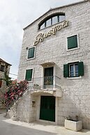 Villa Rustica Dalmatia Apartments