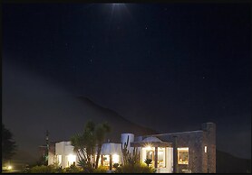Hotel El Crater
