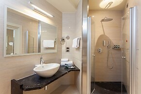 Hotel Kristal Palace - Tonelli Hotels - Adult Friendly