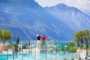 Hotel Kristal Palace - Tonelli Hotels - Adult Friendly