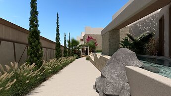 Uzenie All Suites Boutique Resort