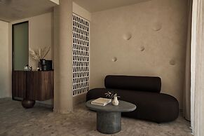 Uzenie All Suites Boutique Resort