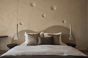 Uzenie All Suites Boutique Resort