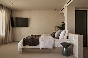 Uzenie All Suites Boutique Resort