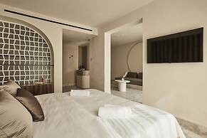 Uzenie All Suites Boutique Resort