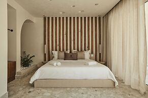 Uzenie All Suites Boutique Resort