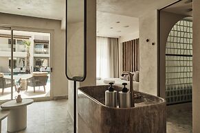 Uzenie All Suites Boutique Resort