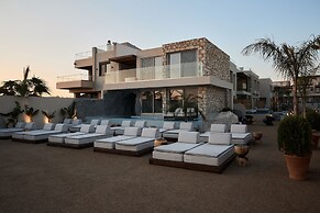 Uzenie All Suites Boutique Resort