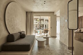 Uzenie All Suites Boutique Resort