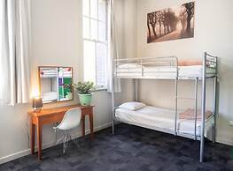 Big Backpackers Hostel