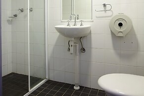 Big Backpackers Hostel