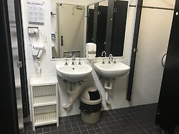 Big Backpackers Hostel