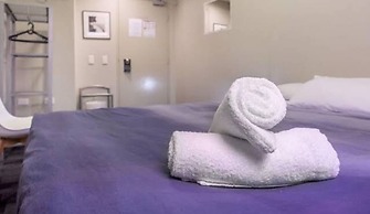 Big Backpackers Hostel