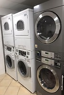 Big Backpackers Hostel