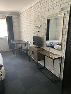 Major Mitchell Motel