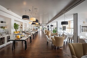 Excelsior Hotel, SPA & Lido - Preferred Hotels & Resorts