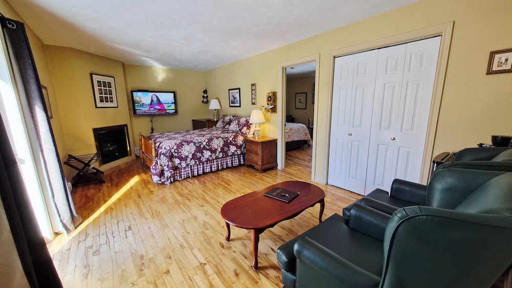 Auberge Wild Rose Inn