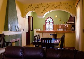 Suites Bello Xochimilco by DOT Tradition