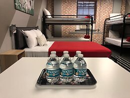 Chicago Getaway Hostel