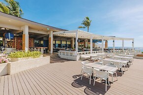 Crimson Resort and Spa Mactan