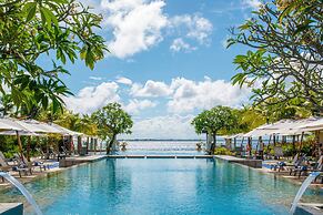 Crimson Resort and Spa Mactan