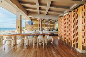 Crimson Resort and Spa Mactan