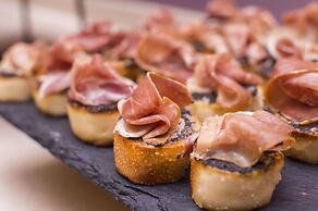 Courtyard by Marriott St. Petersburg Center