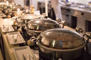 Courtyard by Marriott St. Petersburg Center