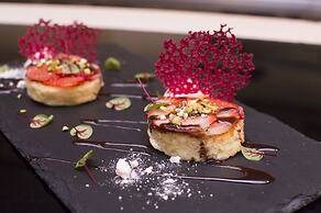 Courtyard by Marriott St. Petersburg Center