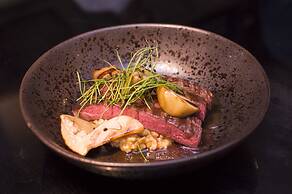 Courtyard by Marriott St. Petersburg Center