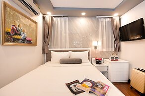 Adora Hotel
