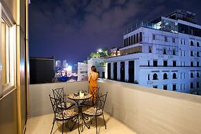 Adora Hotel