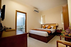Adora Hotel