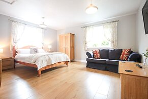 The Five Dials Inn