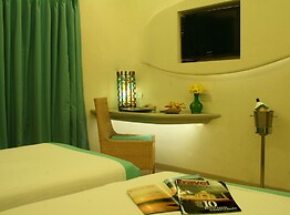 The Golden Crown Hotel & Spa, Colva