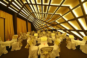 The Golden Crown Hotel & Spa, Colva