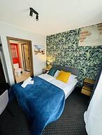 Boogie Deluxe Old Town