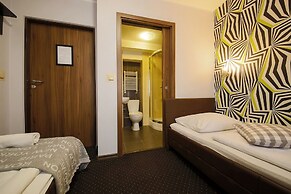 Boogie Deluxe Old Town