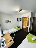 Boogie Deluxe Old Town