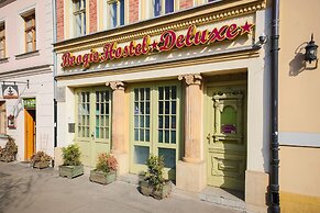 Boogie Deluxe Old Town