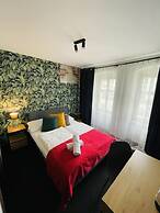 Boogie Deluxe Old Town