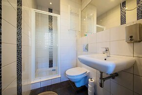 Boogie Deluxe Old Town