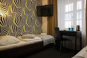 Boogie Deluxe Old Town