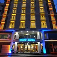 Tugcu Hotel Select