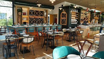 HOTEL-RESTAURANT SAINT JAMES.