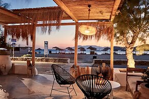 Dionysos Sea Side Resort