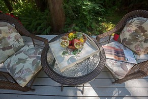 A Hidden Haven & Water Garden Cottages