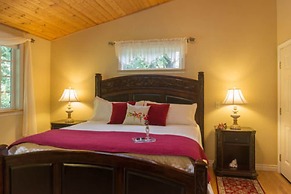 A Hidden Haven & Water Garden Cottages